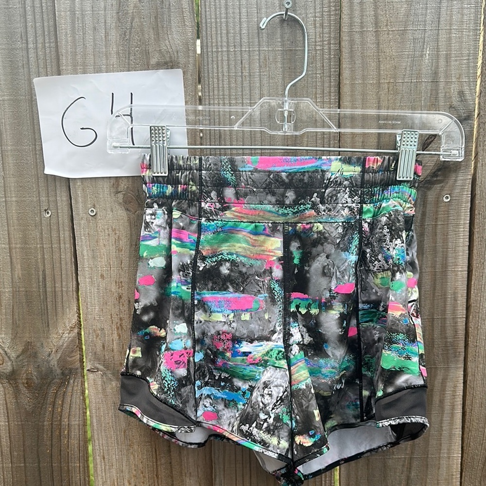 Lululemon Hotty Hot Short *High-Rise Long 4"